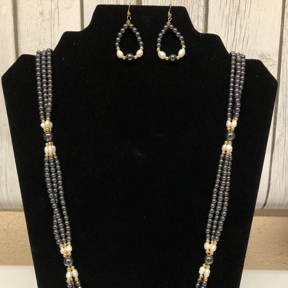 Fresh Water Pearl & Gray Bead Necklace with Earrings - Picture 1 of 4